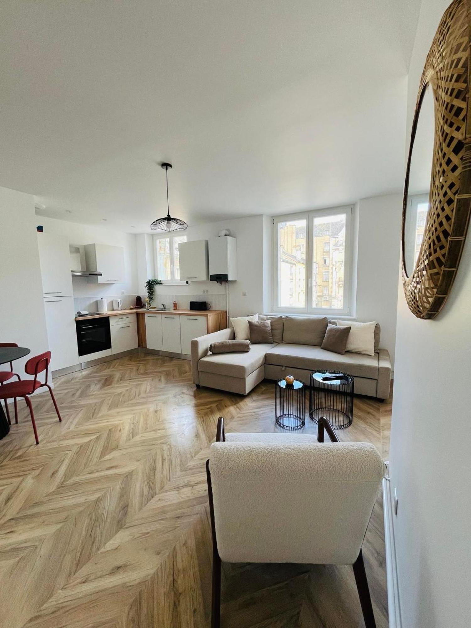 Appartement Cosy & Moderne 6 Personnes Centre Charleville-Mezieres - Ardennes Luaran gambar